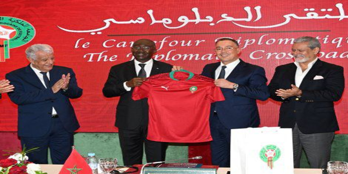 فوزي لقجع:” النتائج الإيجابية التي حققتها الكرة المغربية في الآونة الأخيرة هي تفعيل لرؤية الملك محمد السادس”