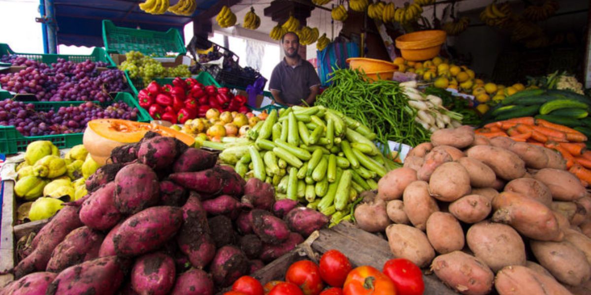 انخفاض أسعار الخضر والفواكه بالمغرب