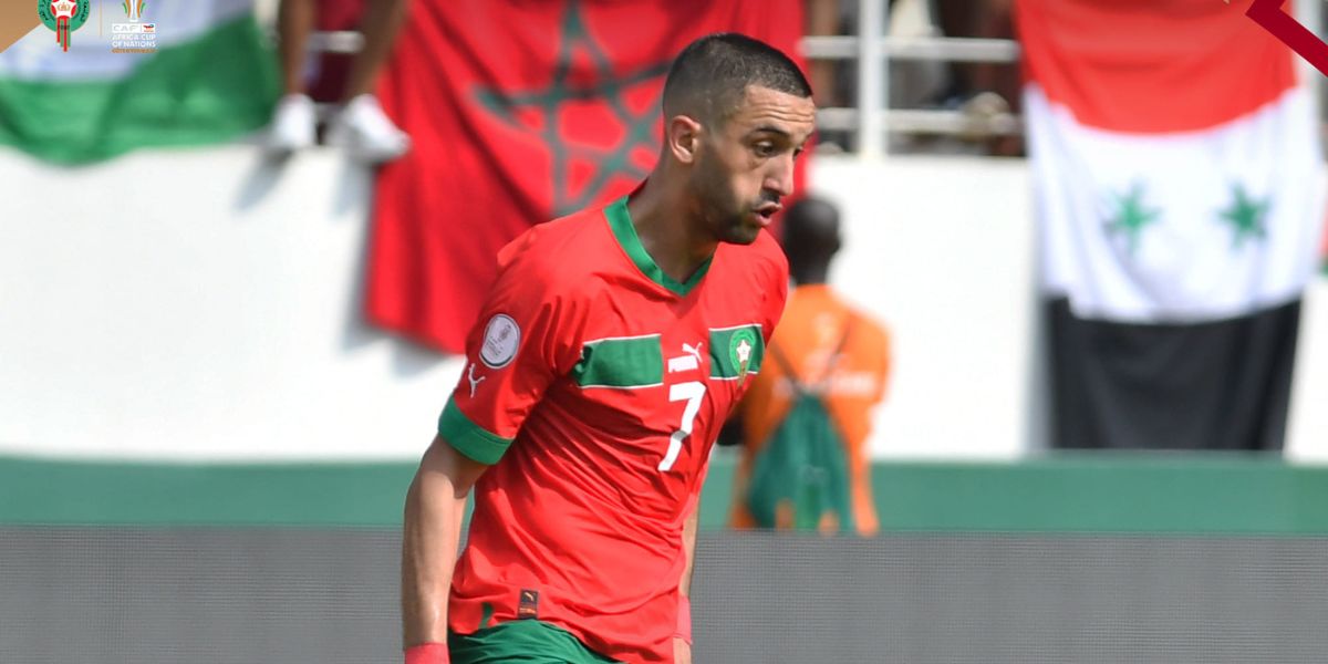 حكيم زياش بقميص المنتخب المغربي